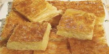 Baklava Yufkasından İrmikli Tatlı Tarifi ve Malzemeleri Baklava Yufkasından İrmikli Tatlı